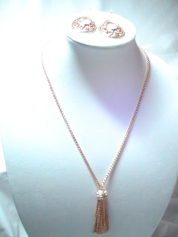 Rose Gold Tassel Necklace w/Matching Earrings – wpjewelry